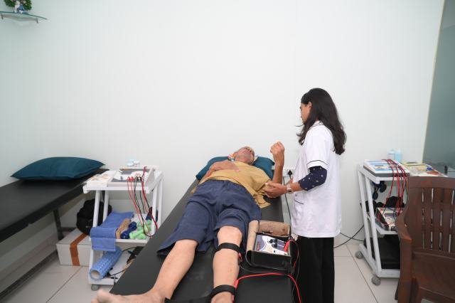 Physiotherapy treatment